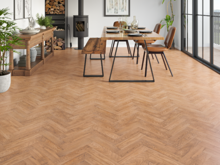 20mm Natural Oak Oiled Engineered Wood Herringbone Flooring