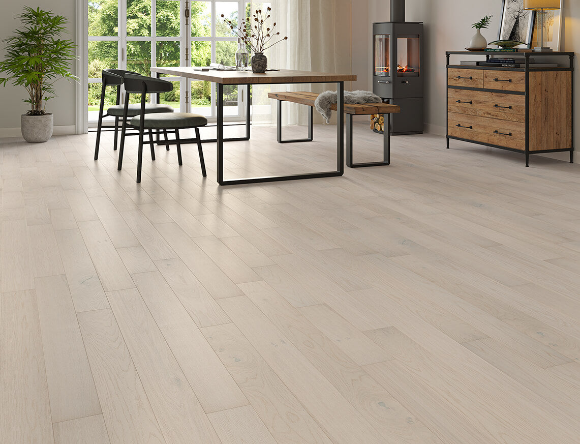 125mm x 10/2mm White Rustic Oak Brushed & Oiled Engineered Wood Flooring